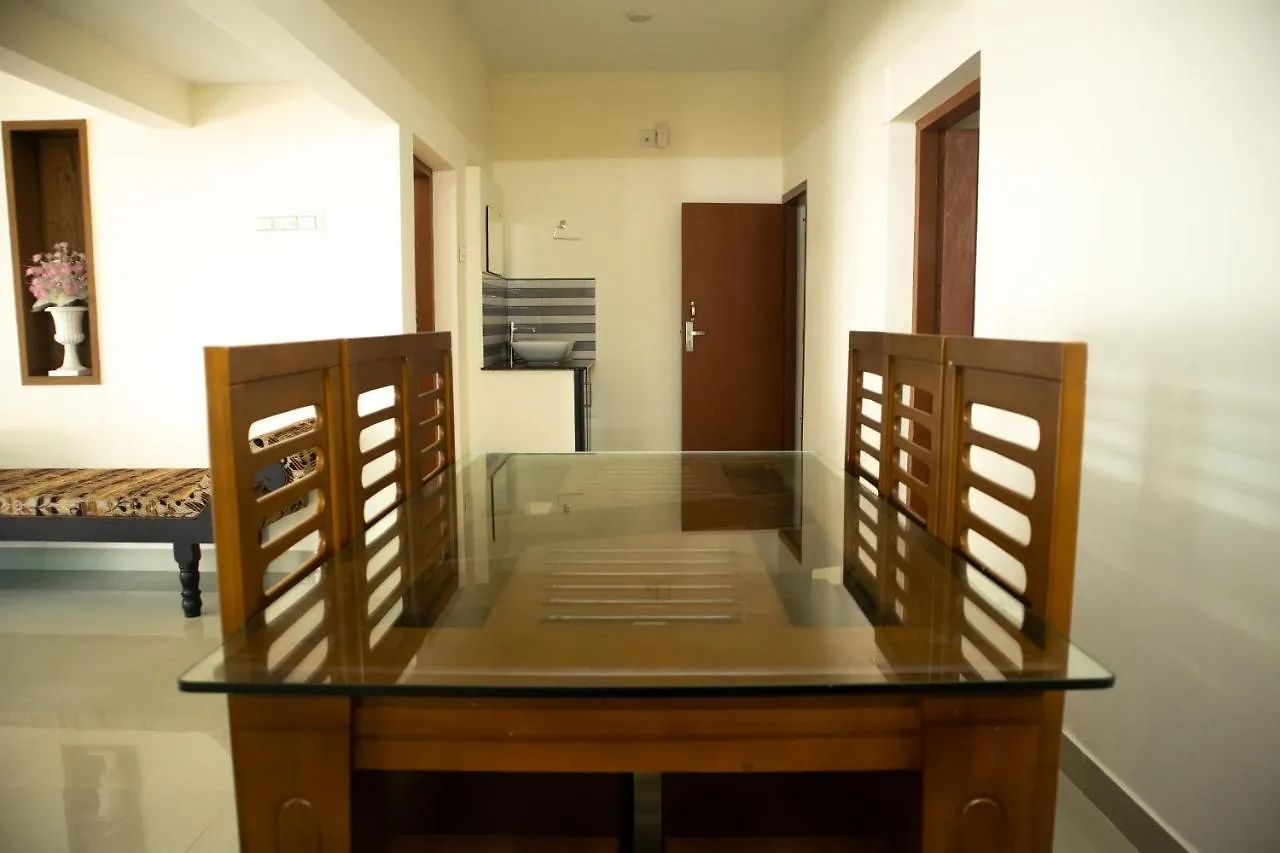 Salalah Enclave - 3 Ac Bedroom House At Vytilla, Kochi Holiday home