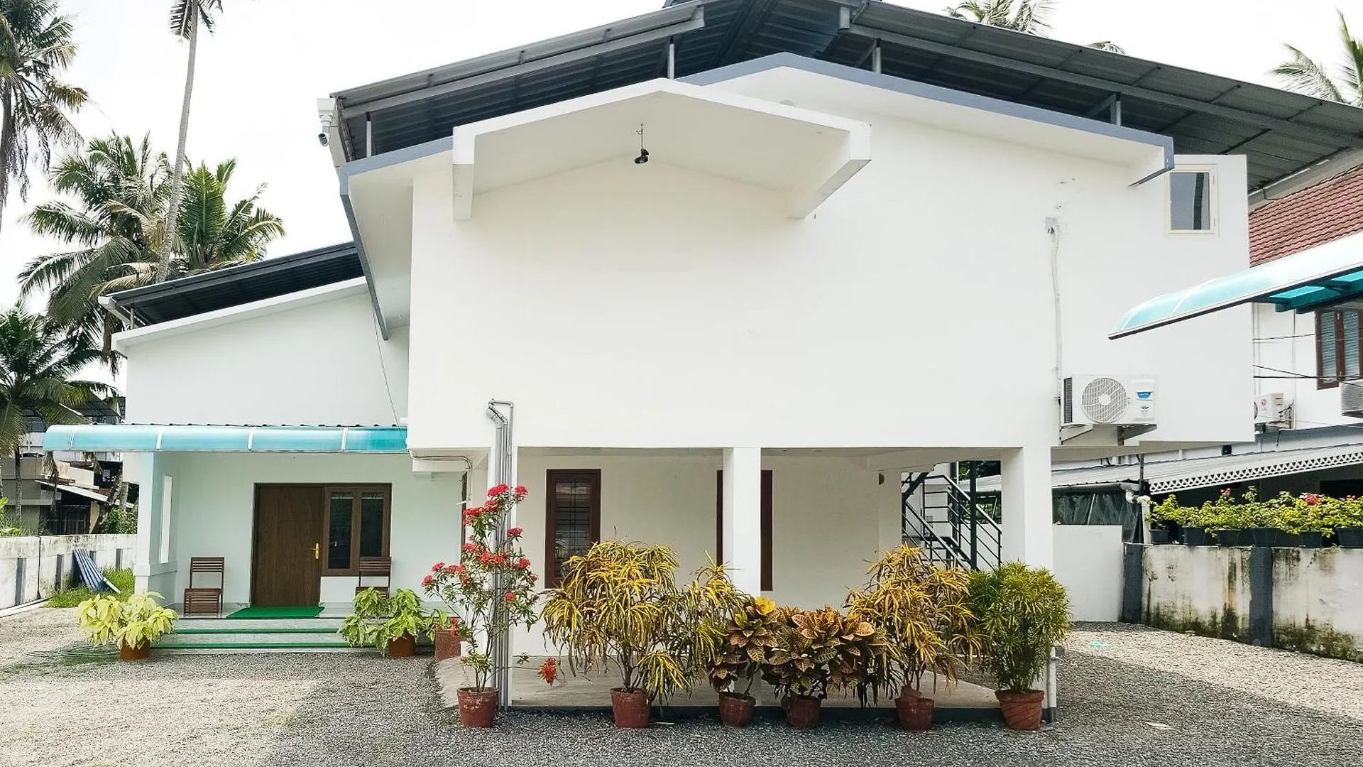 Holiday home Salalah Enclave - 3 Ac Bedroom House At Vytilla, Kochi